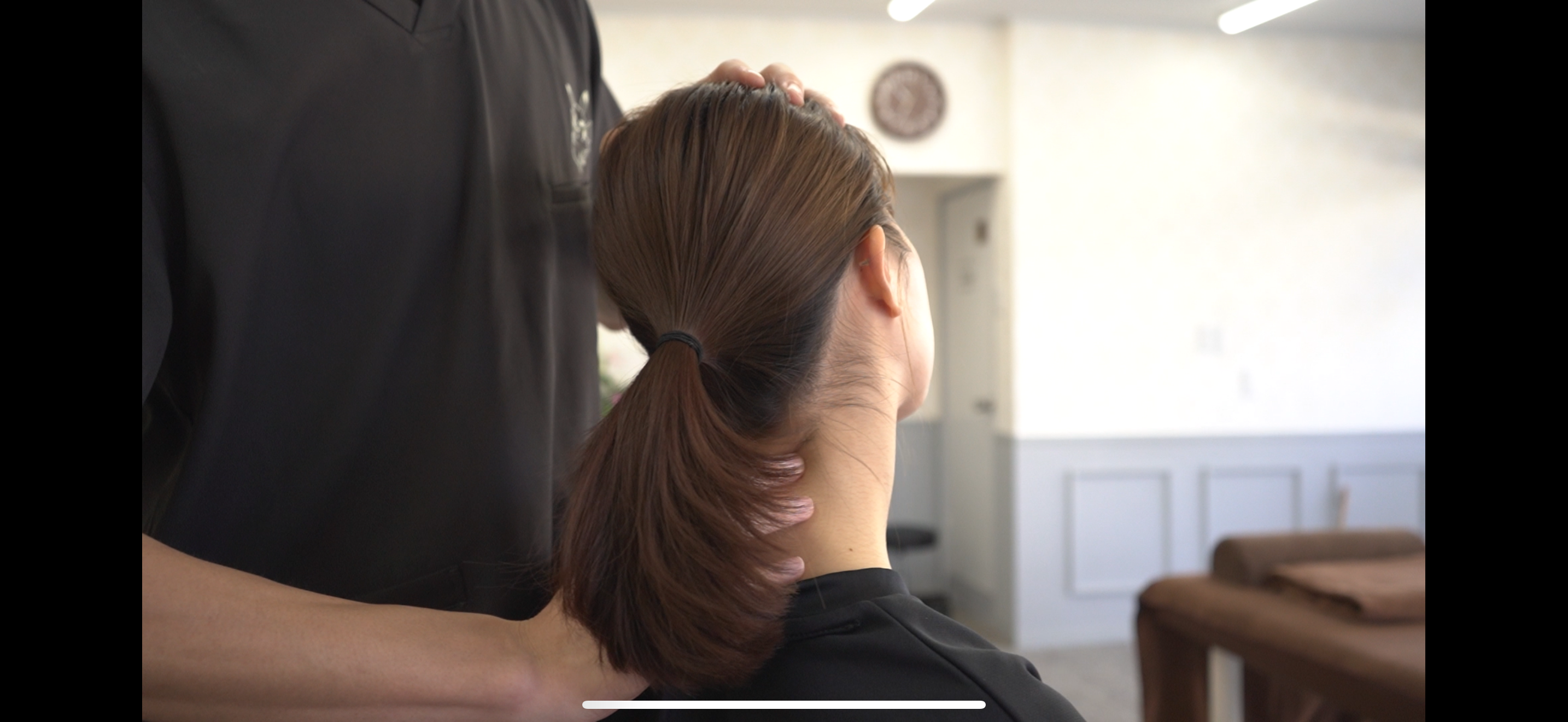 腕の痺れを根本から改善するカイロプラクティック
